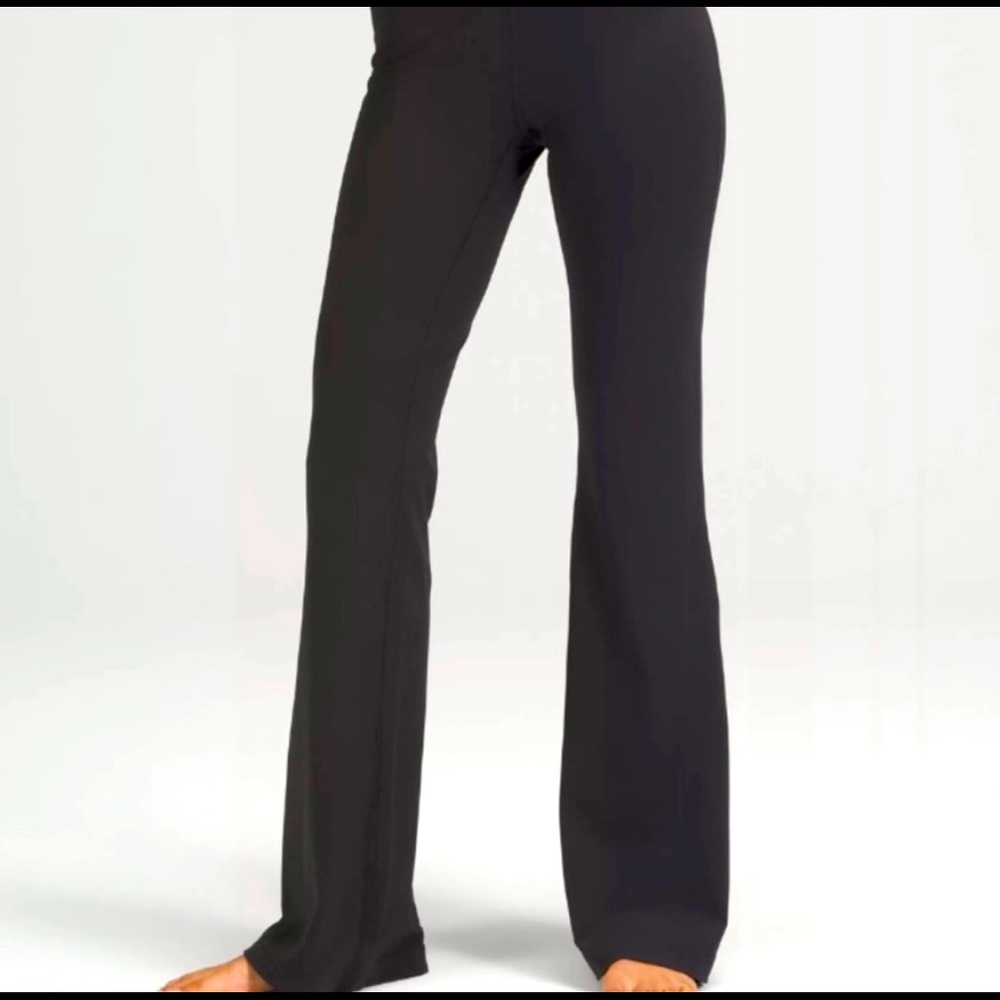 Lululemon Groove Flare Pant 14